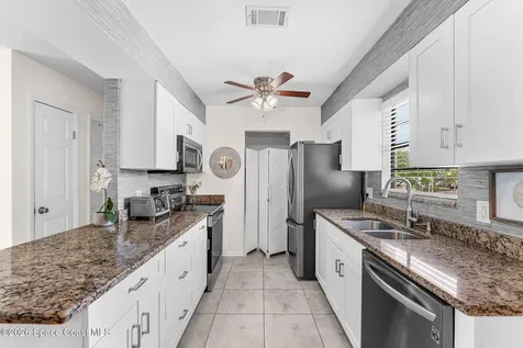2254 Flower Tree Circle Melbourne FL 32935