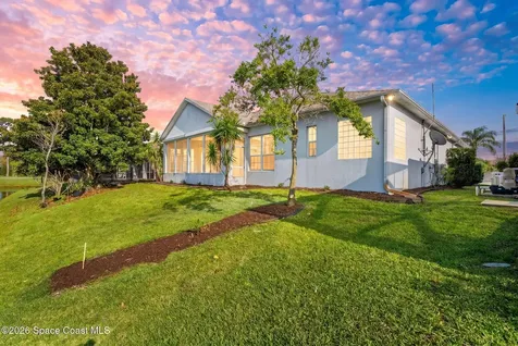 812 Coral Springs Street Melbourne FL 32940