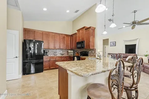 110 Via Catalano Court NE Palm Bay FL 32907