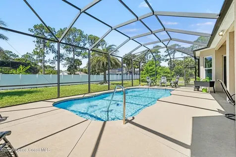 110 Via Catalano Court NE Palm Bay FL 32907