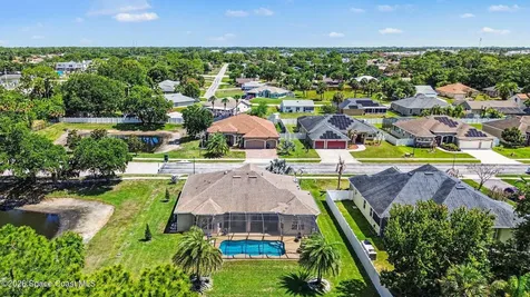 110 Via Catalano Court NE Palm Bay FL 32907
