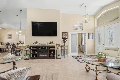 110 Via Catalano Court NE Palm Bay FL 32907