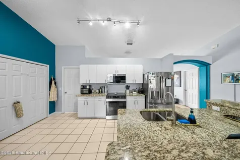 831 Koln Court NW Palm Bay FL 32907