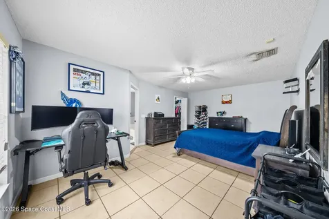 831 Koln Court NW Palm Bay FL 32907