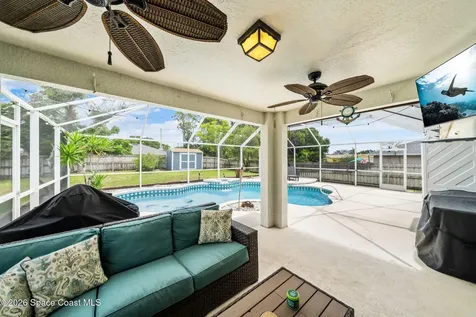 831 Koln Court NW Palm Bay FL 32907