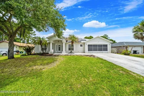831 Koln Court NW Palm Bay FL 32907