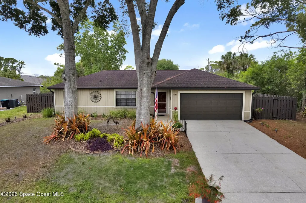1080 Hammacher Avenue SW Palm Bay FL 32908