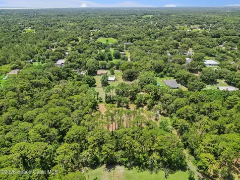 4115 Golden Shores Mims FL 32754