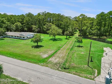 4115 Golden Shores Mims FL 32754