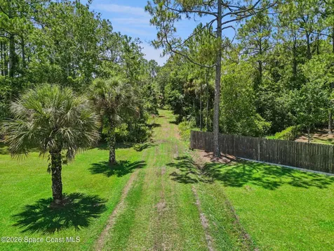 4115 Golden Shores Mims FL 32754