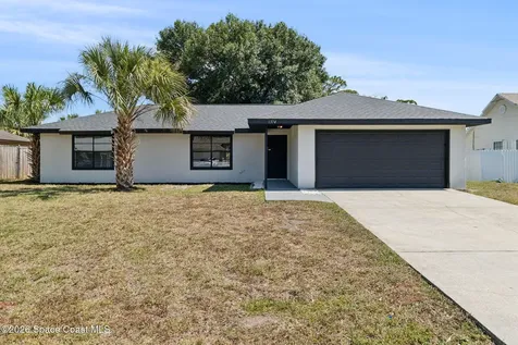 1374 Pakenham Street NW Palm Bay FL 32907