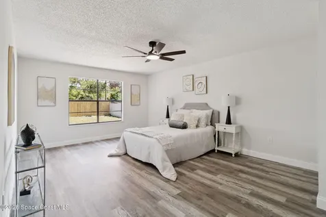 1374 Pakenham Street NW Palm Bay FL 32907