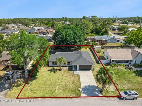 1374 Pakenham Street NW Palm Bay FL 32907