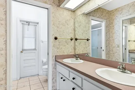 215 Dogwood Avenue Melbourne Beach FL 32951