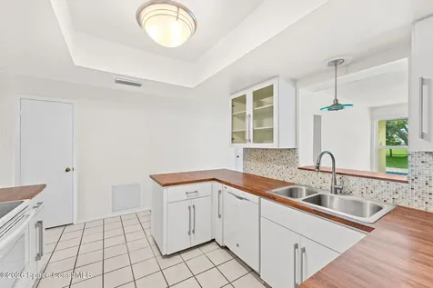2565 Elm Hurst Street Merritt Island FL 32953
