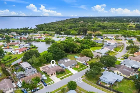 2565 Elm Hurst Street Merritt Island FL 32953