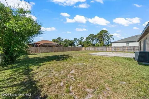 962 Serenade Street NW Palm Bay FL 32907