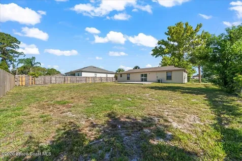 962 Serenade Street NW Palm Bay FL 32907