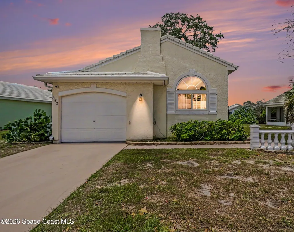 882 Wateroak Drive NE Palm Bay FL 32905
