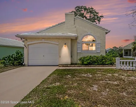 882 Wateroak Drive NE Palm Bay FL 32905