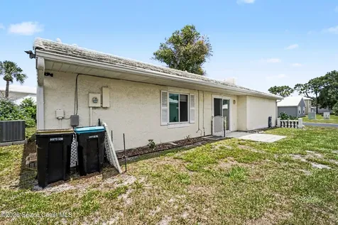 882 Wateroak Drive NE Palm Bay FL 32905