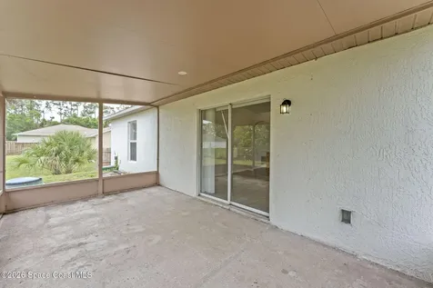 445 Alachua Avenue NW Palm Bay FL 32907