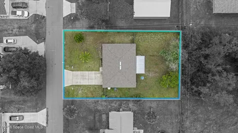 445 Alachua Avenue NW Palm Bay FL 32907