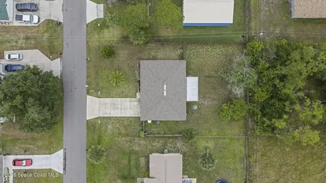 445 Alachua Avenue NW Palm Bay FL 32907