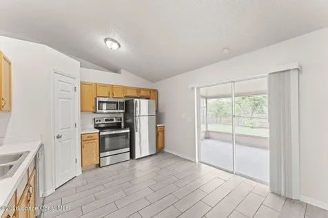 445 Alachua Avenue NW Palm Bay FL 32907