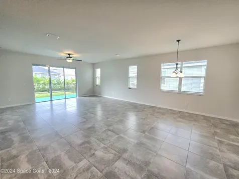 8432 Paragrass Avenue Melbourne FL 32940