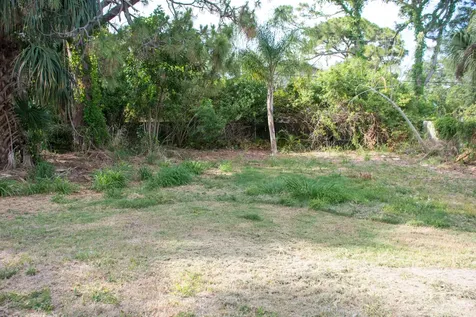 86 Hurwood Avenue Merritt Island FL 32953
