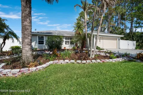 715 Harriet Avenue SW Palm Bay FL 32908
