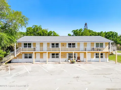 89 NW Irwin Avenue Melbourne FL 32904