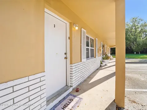 89 NW Irwin Avenue Melbourne FL 32904
