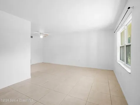 89 NW Irwin Avenue Melbourne FL 32904