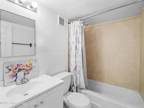 89 NW Irwin Avenue Melbourne FL 32904