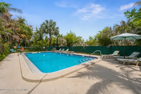 1010 Pine Tree Drive Indian Harbour Beach FL 32937