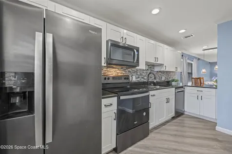 1010 Pine Tree Drive Indian Harbour Beach FL 32937