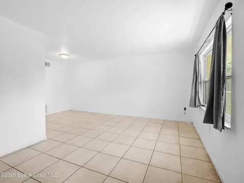 89 NW Irwin Avenue Melbourne FL 32904