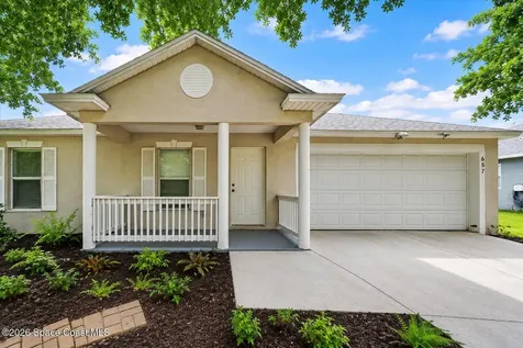 657 Floyd Street SE Palm Bay FL 32909