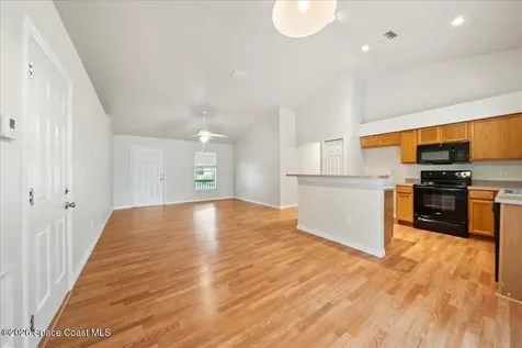 657 Floyd Street SE Palm Bay FL 32909