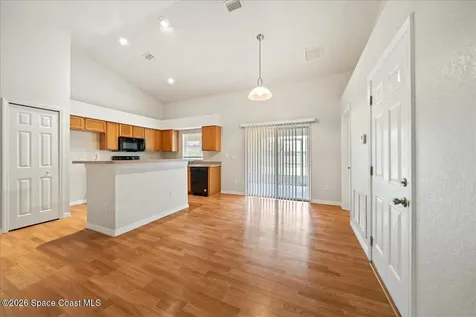 657 Floyd Street SE Palm Bay FL 32909