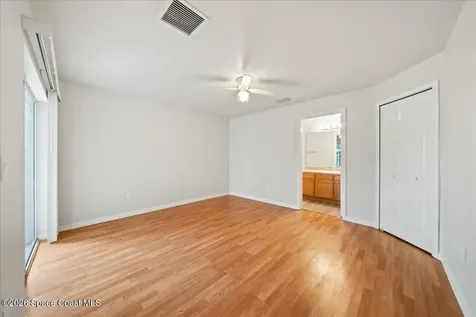 657 Floyd Street SE Palm Bay FL 32909