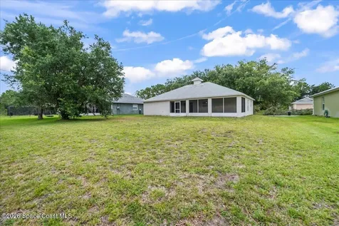 657 Floyd Street SE Palm Bay FL 32909