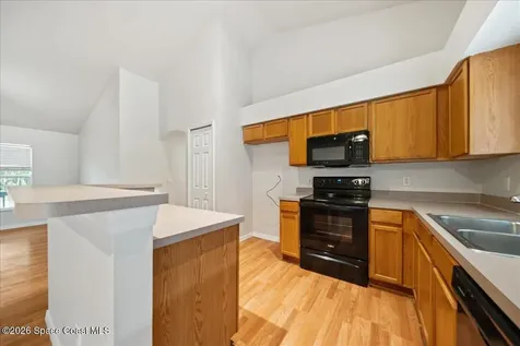 657 Floyd Street SE Palm Bay FL 32909