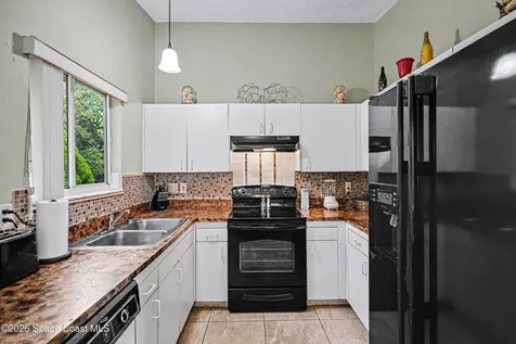 866 Wateroak Drive NE Palm Bay FL 32905