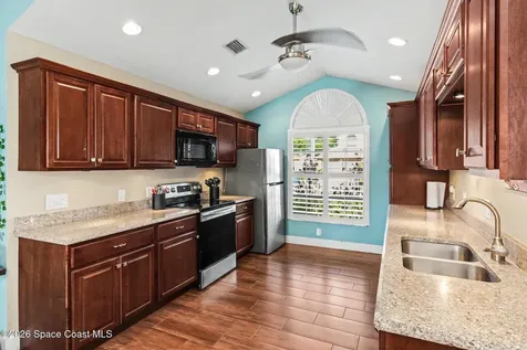 1611 Clover Circle Melbourne FL 32935