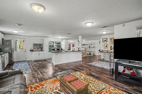427 Lynn Avenue Melbourne FL 32935
