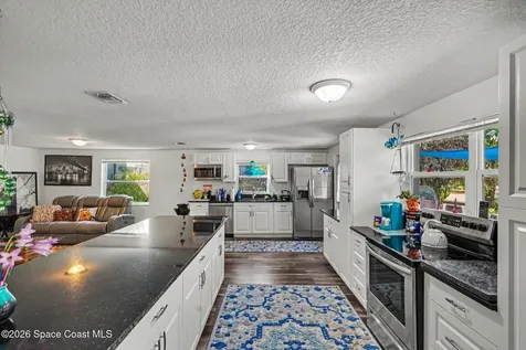 427 Lynn Avenue Melbourne FL 32935