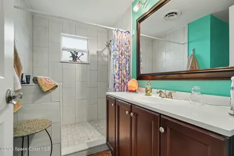 427 Lynn Avenue Melbourne FL 32935